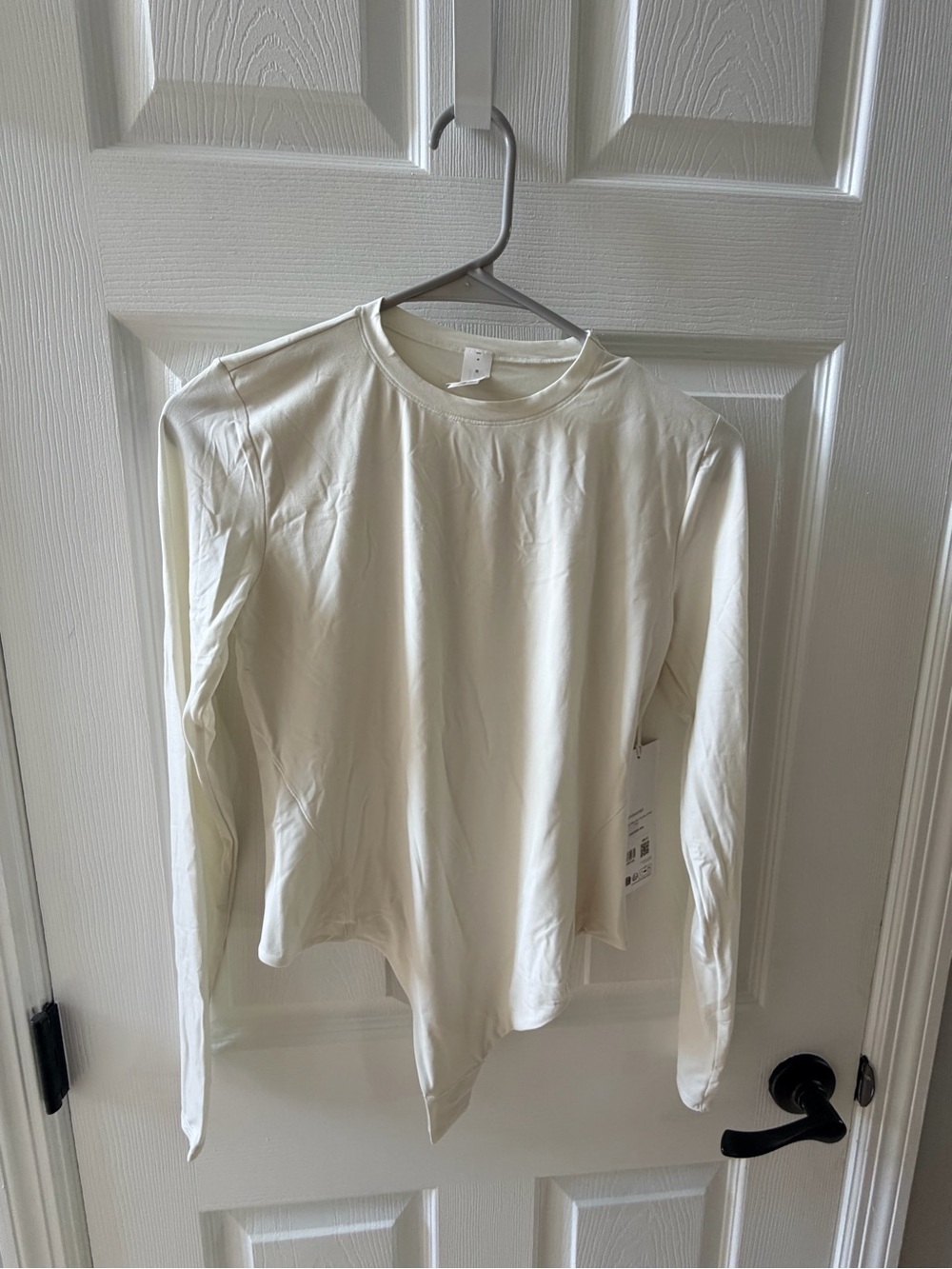 NWT - Lululemon - Women’s Crewneck Long-Sleeve Bodysuit in bone - medium